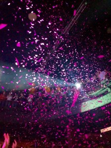 Picture of Fitz and the Tantrums confetti rain