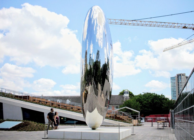 An image of Cloud Column, a sculpture by Anish Kapoor