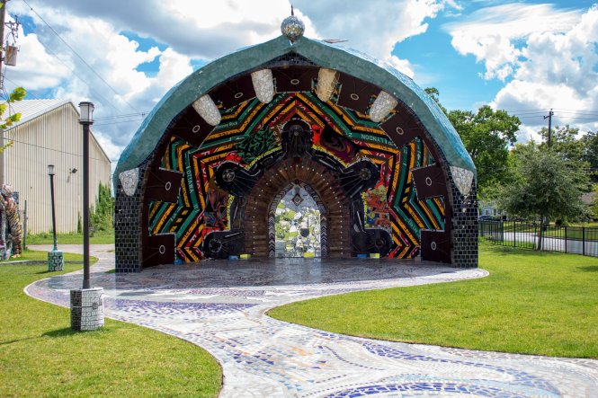 A picture of the stage at Smither Park